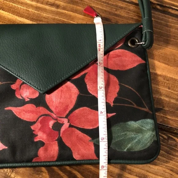 Marakita Firenze wristlet clutch - Picture 7 of 8